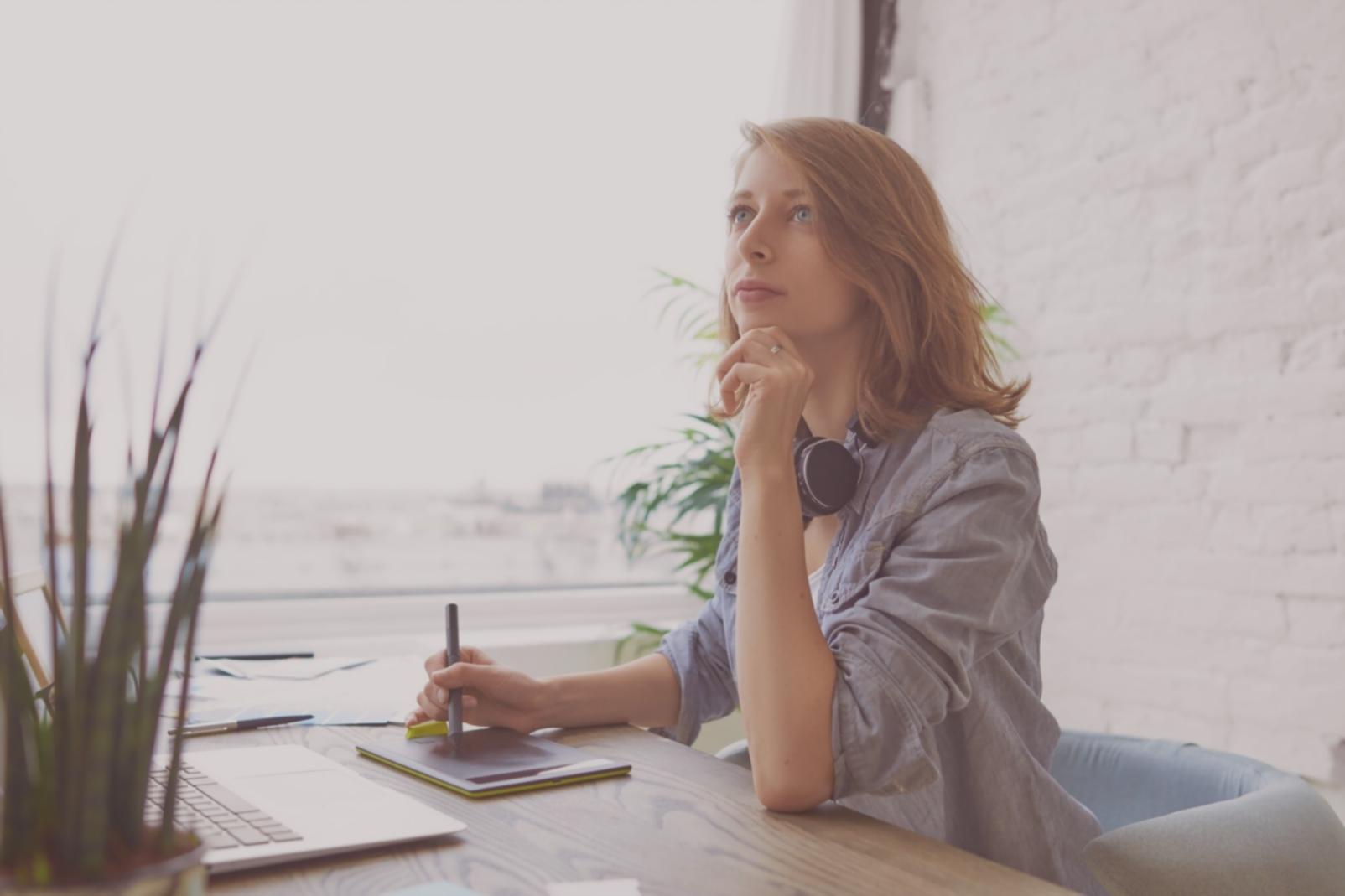 Interfaccia tecnologica della piattaforma Solarivonely